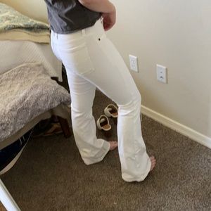 Lucky brand Charlie Flare White size 26